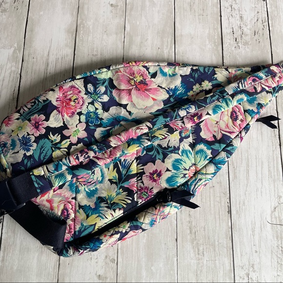 PREOWNED VERA BRADLEY FLORAL PRINT SHOULDER BAG PURSE PINK BLUE - Picture 2 of 10